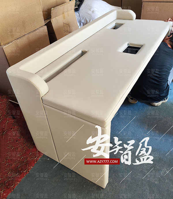 軟包審訊桌 軟包審訊桌